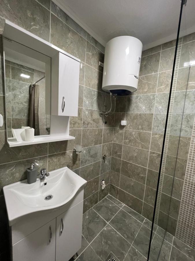 Hidden Villa Apartments 科托尔 外观 照片