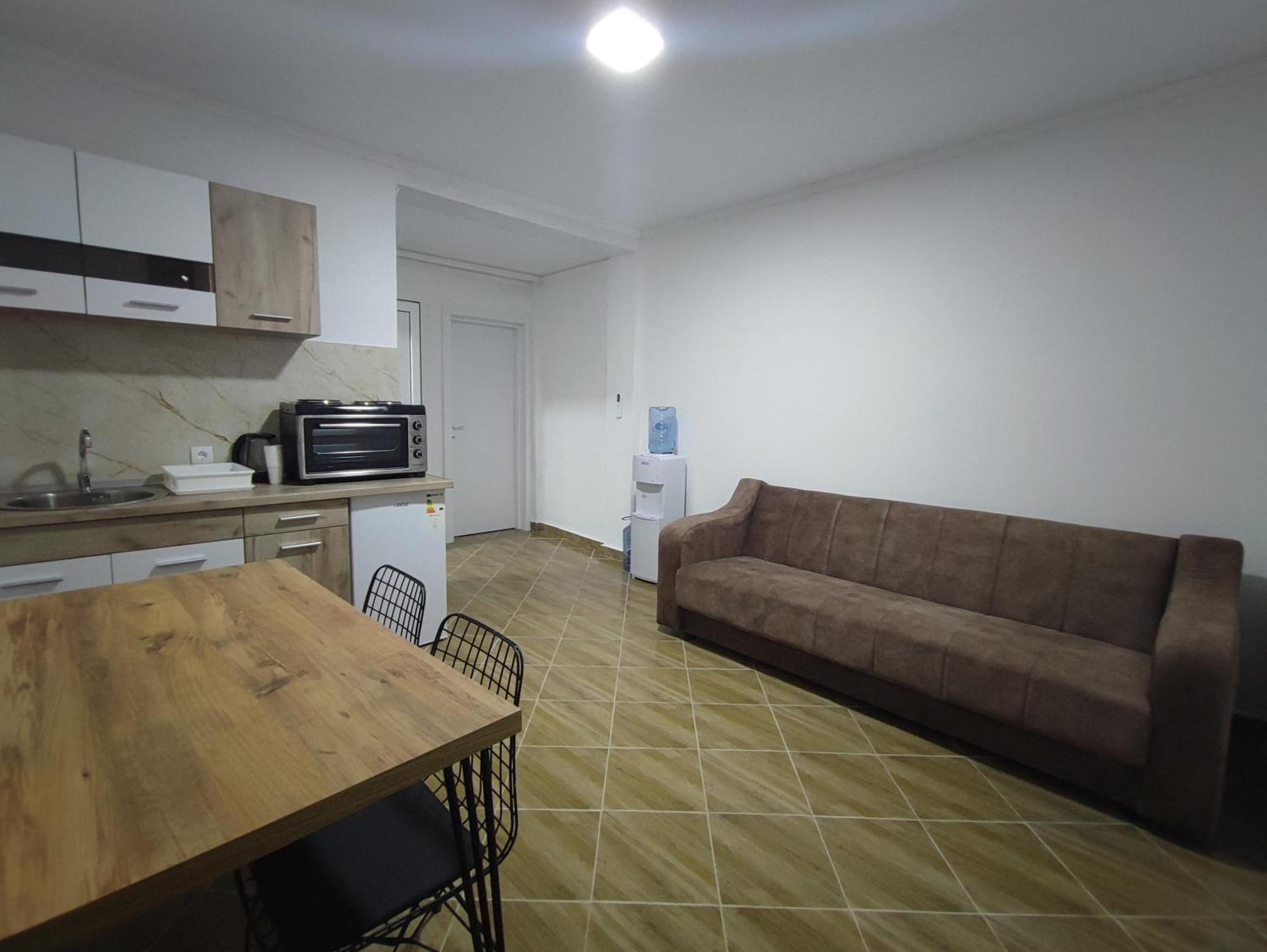 Hidden Villa Apartments 科托尔 外观 照片