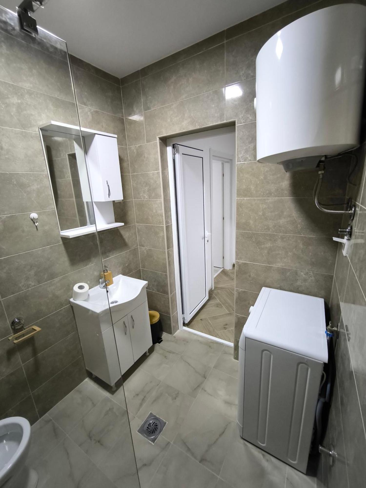 Hidden Villa Apartments 科托尔 外观 照片